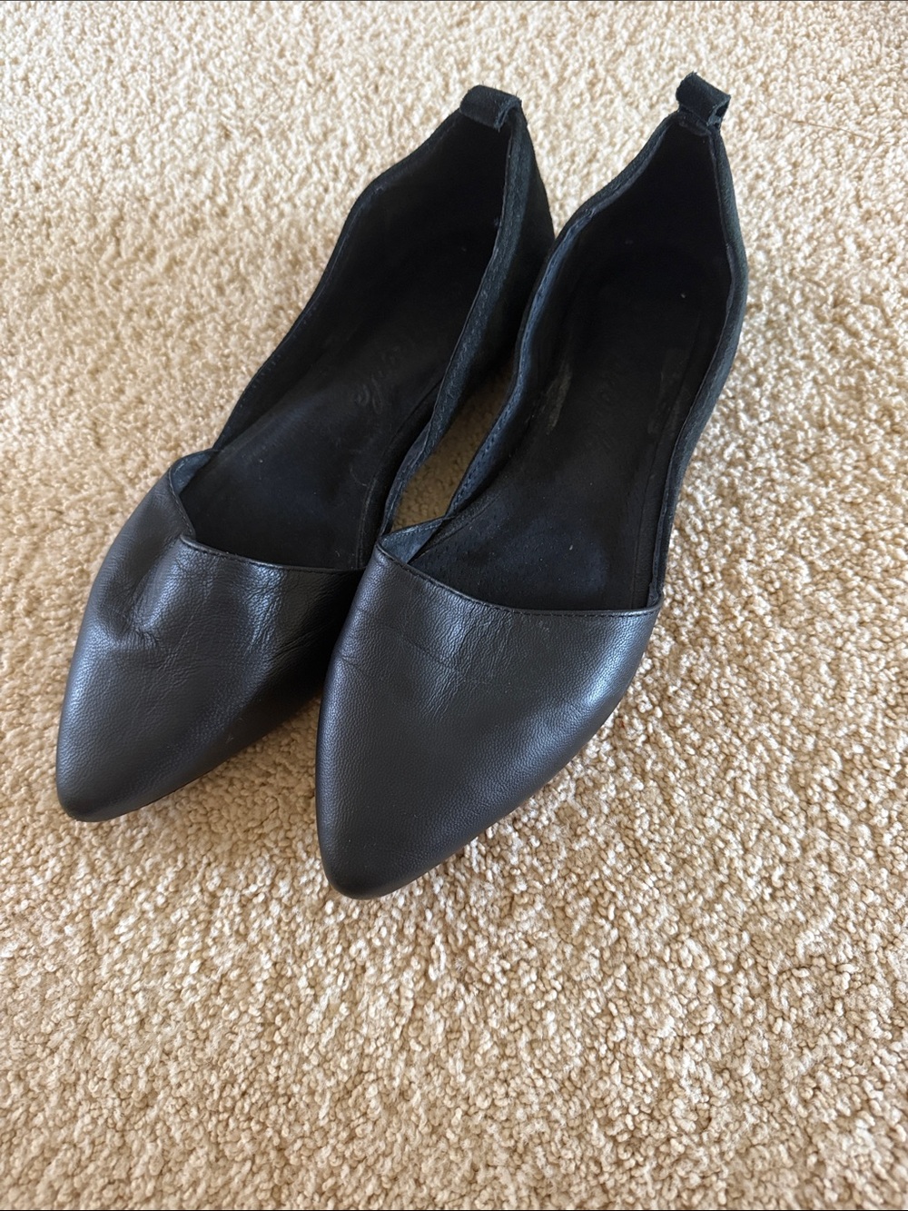 Free People Black Pointed-Toe Leather Flats